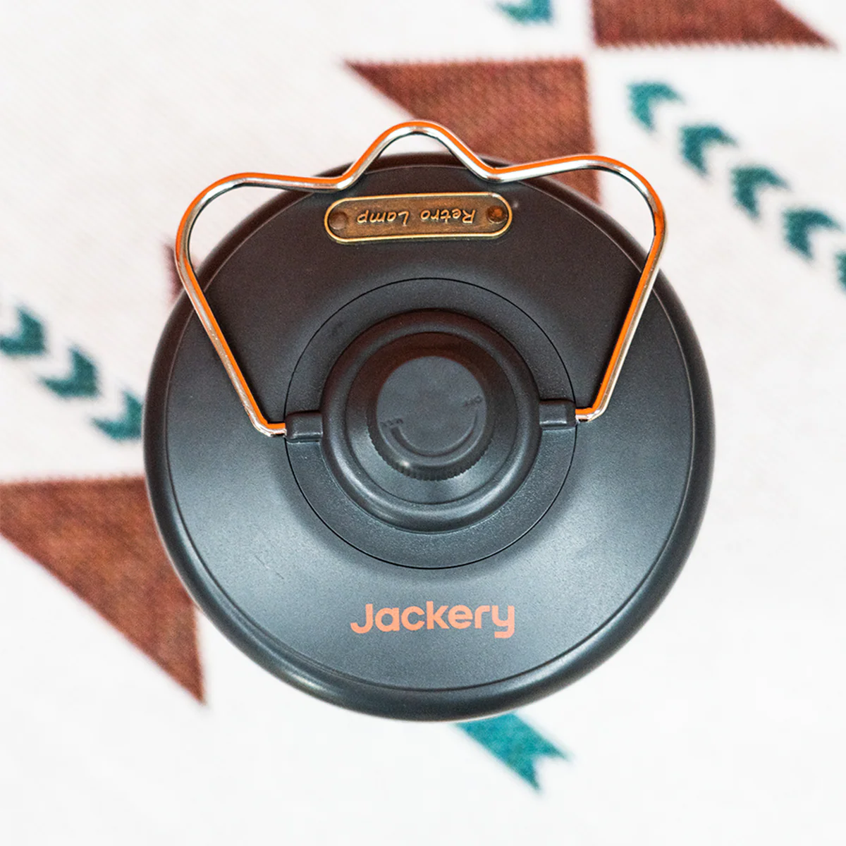 Jackery Retro Lamp - Image 3